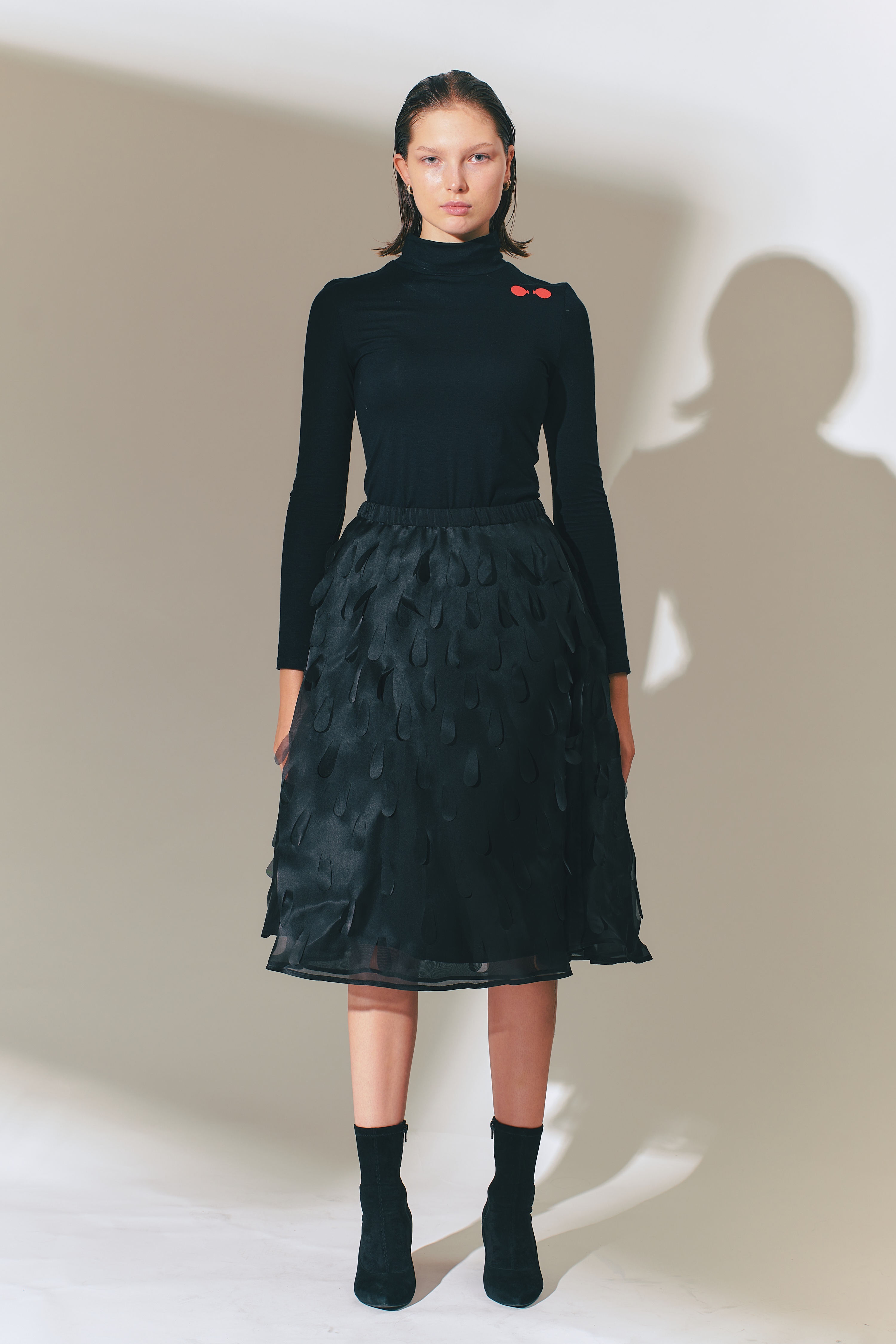 Skirt Cuticle Black